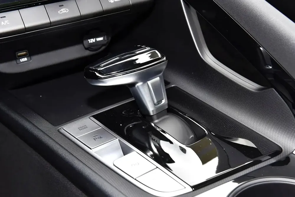 Hyundai Elantra Elite 2025 1.5L CVT - Image 7