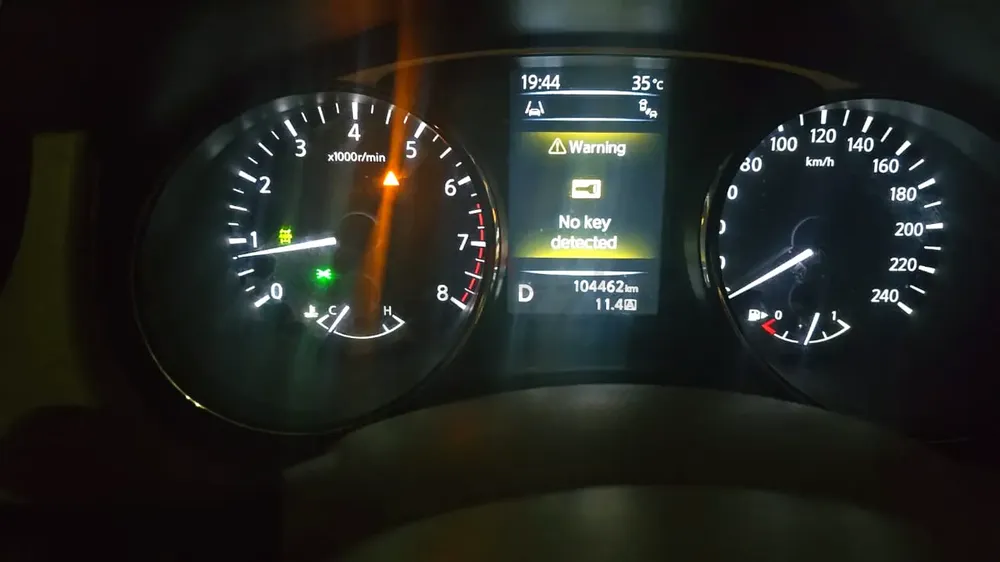 NISSAN X TRIAL - Image 5