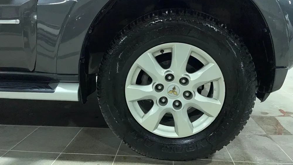 AED 752/m | 0 DP | Free 3 Months Warranty | Service History | 30 Day Return | MITSUBISHI PAJERO 2019 - Image 12