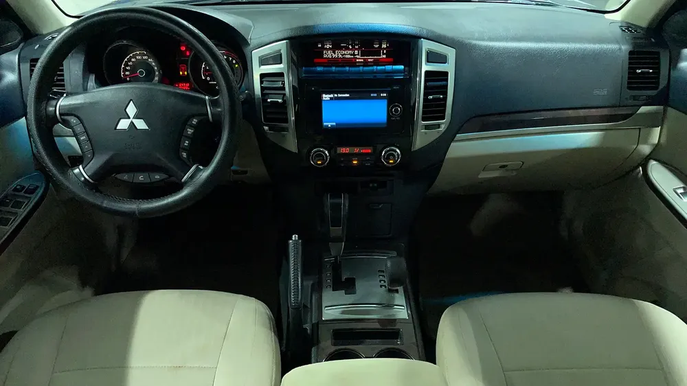 AED 752/m | 0 DP | Free 3 Months Warranty | Service History | 30 Day Return | MITSUBISHI PAJERO 2019 - Image 7