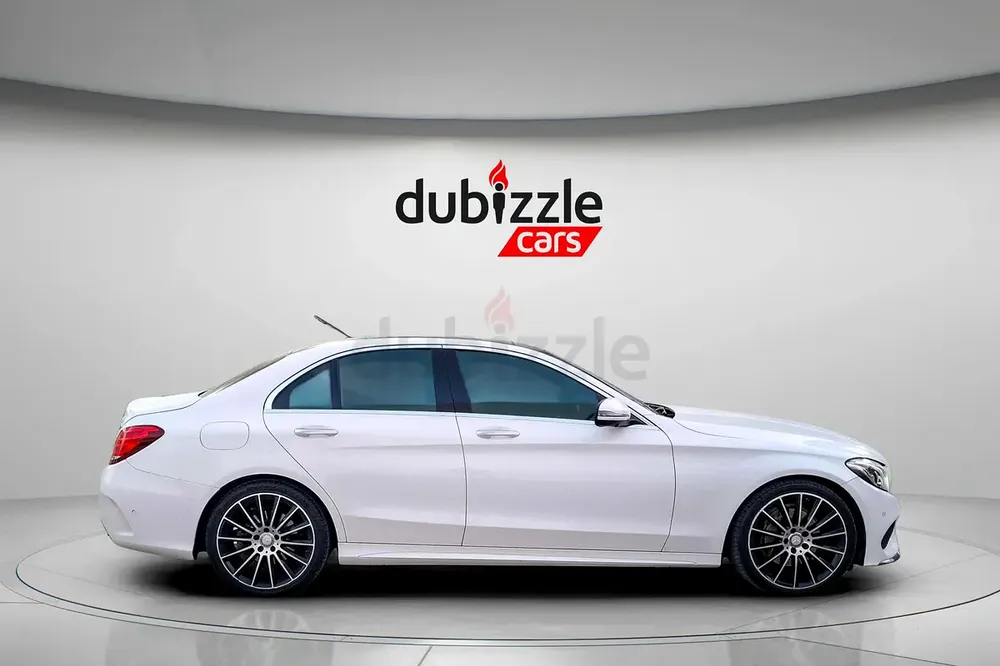AED 1149/month | 2017 Mercedes-Benz C-Class C200 | GCC Specs | Ref#373684 - Image 4