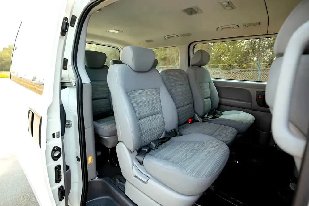 Hyundai H1 | 12-Seater | Automatic | GCC Specs | Ref#H98517 - Image 12