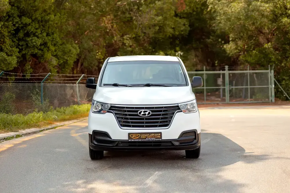 Hyundai H1 | 12-Seater | Automatic | GCC Specs | Ref#H98517 - Image 5