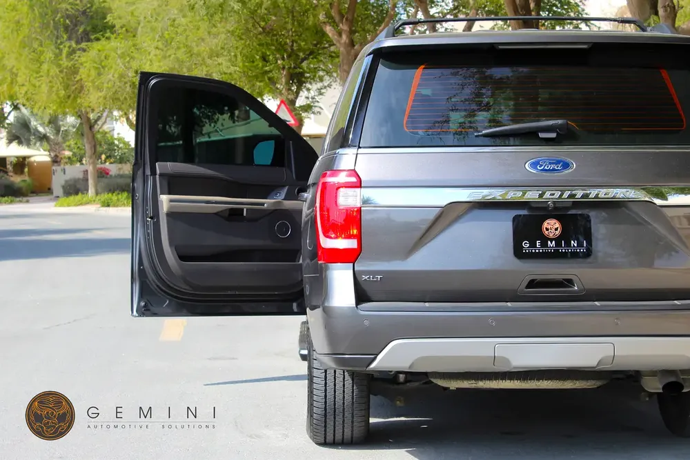 Ford Expedition 3.5 EcoBoost XLT Premium 2019 w/ FORD WARRANTY - Image 11