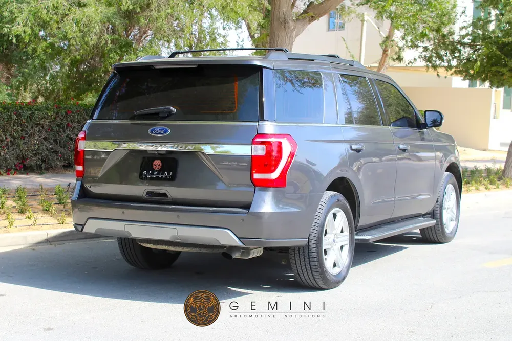 Ford Expedition 3.5 EcoBoost XLT Premium 2019 w/ FORD WARRANTY - Image 6