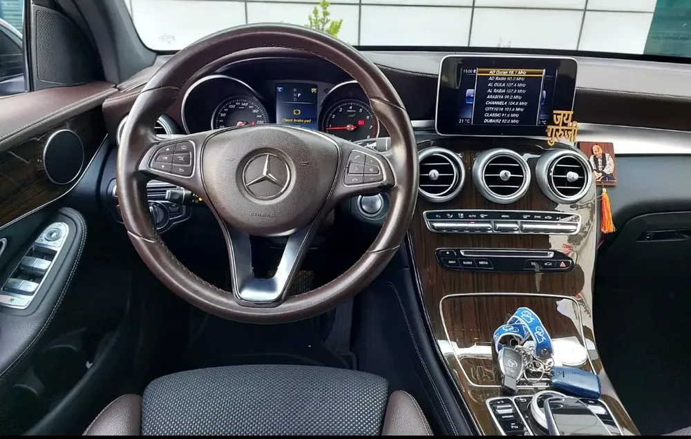 2017 MERCEDES GLC250 low mileage || accident free || single owner - Image 11