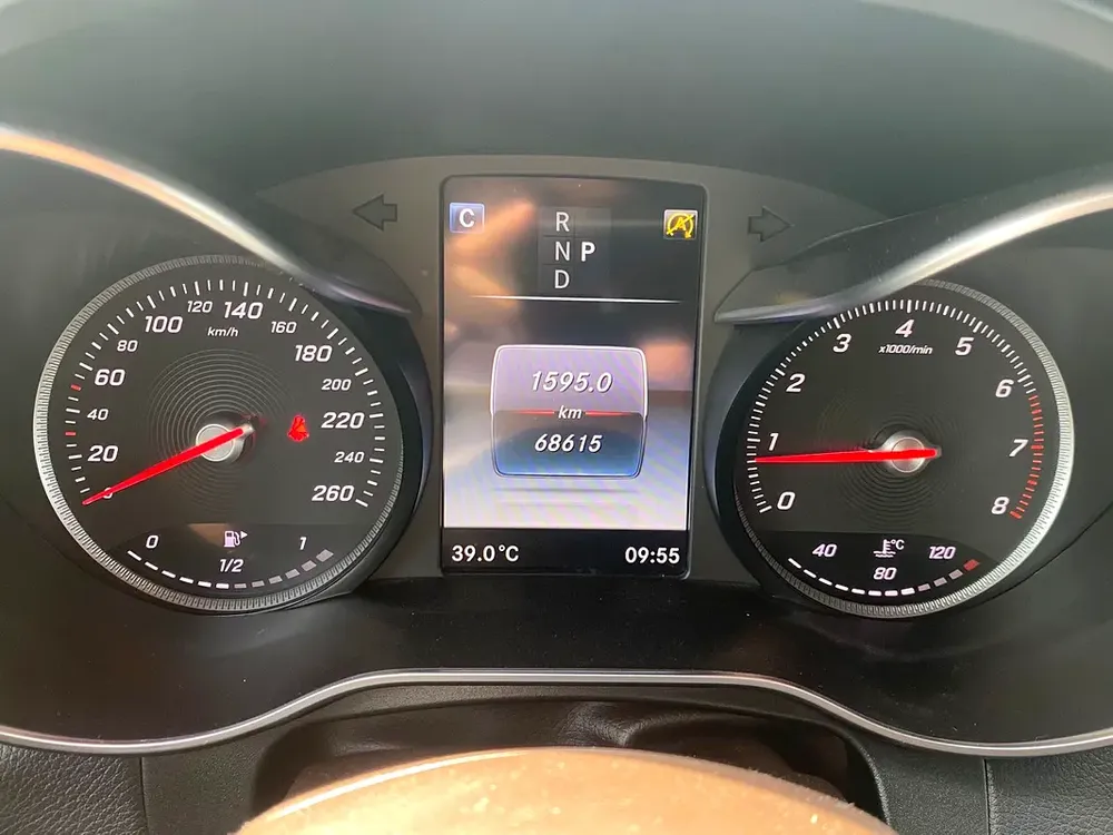 2017 MERCEDES GLC250 low mileage || accident free || single owner - Image 12