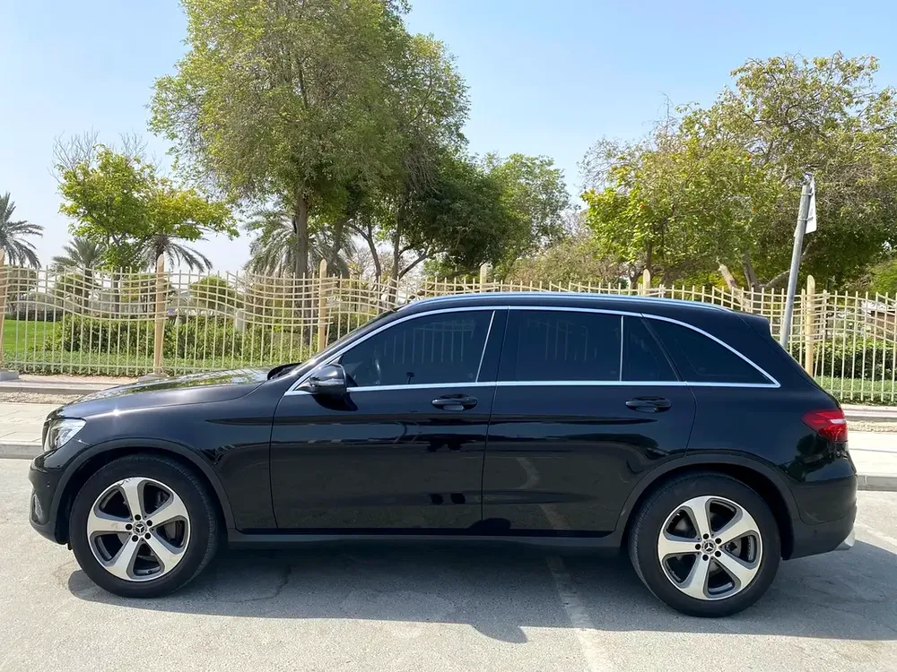 2017 MERCEDES GLC250 low mileage || accident free || single owner - Image 4