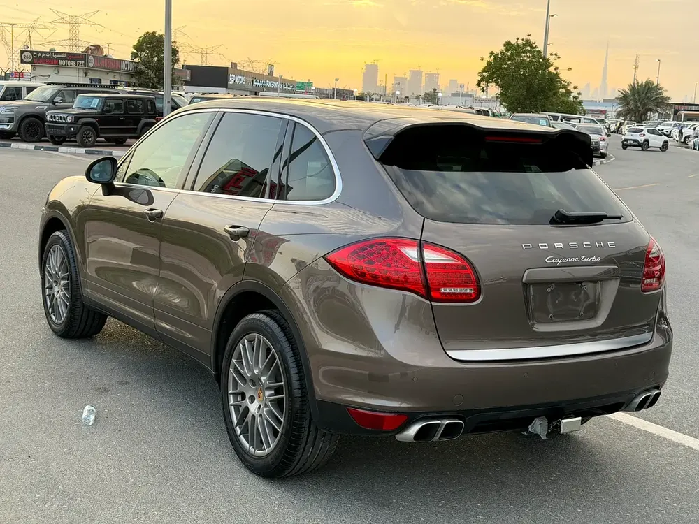 Porsche Cayenne Turbo 2014 (4.8) Litre - Japanese Specs 4.5 GRADE 34540 km only - Image 7