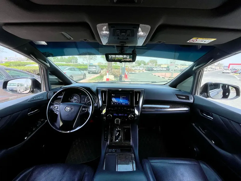 2020 Toyota Alphard EXECUTIVE LOUNGE - Japanese Specs - Image 10