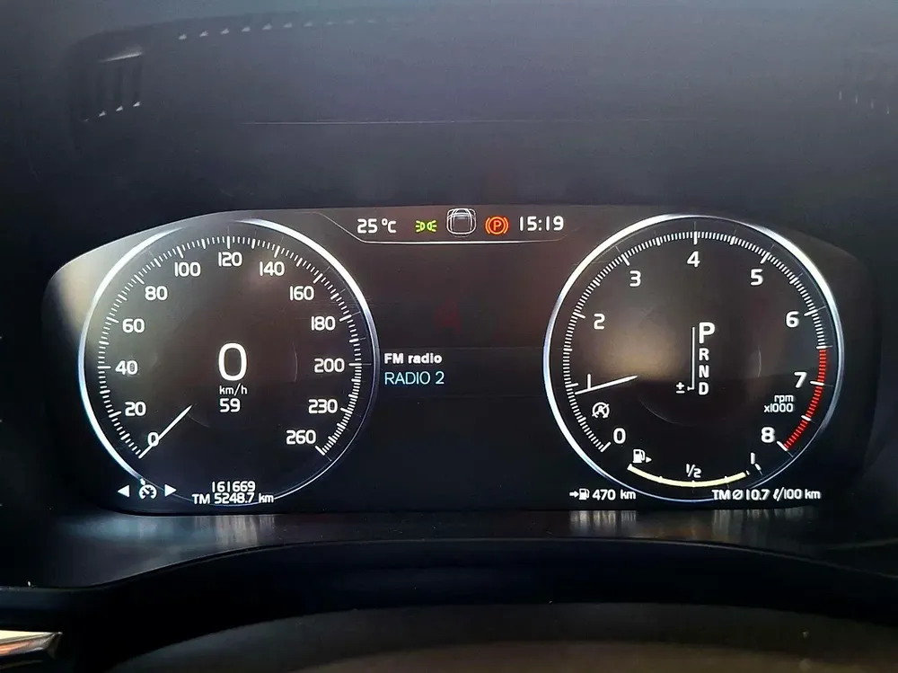 AED 897/month | 2019 Volvo XC60 T5 | GCC Specs | Ref#435629 - Image 14