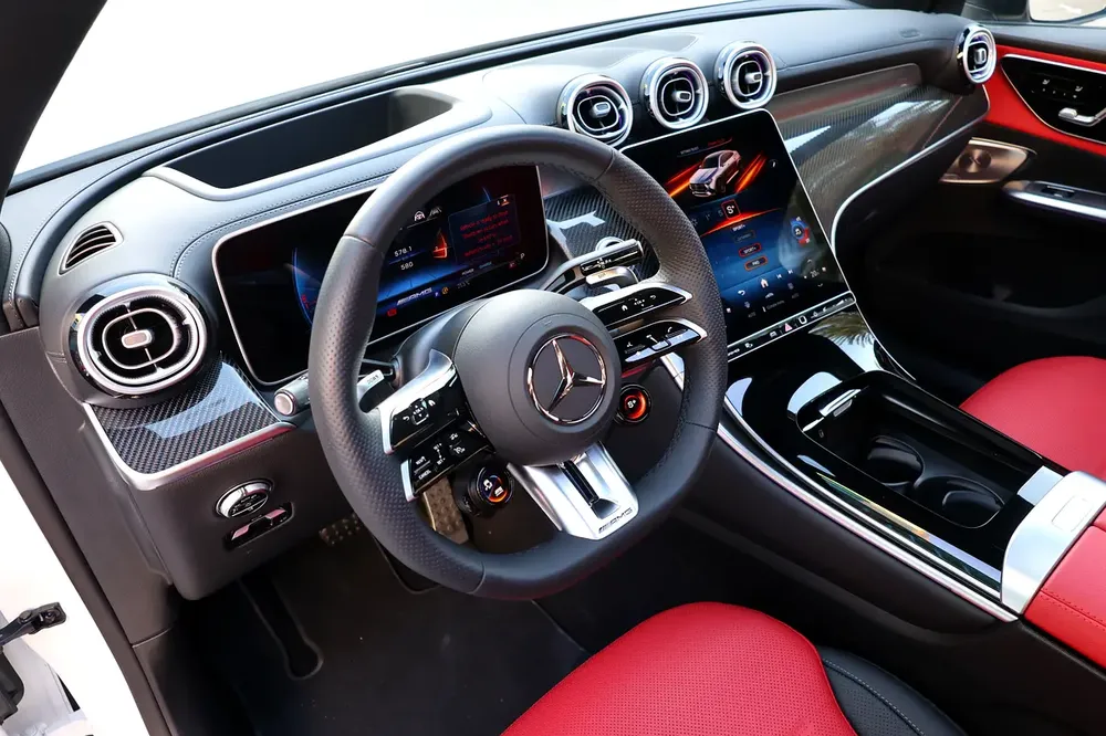 Mercedes-Benz -GLC43- COUPE 570KM-2025-GCC SPECS -BRAND NEW warranty &service from GARGASH - Image 12