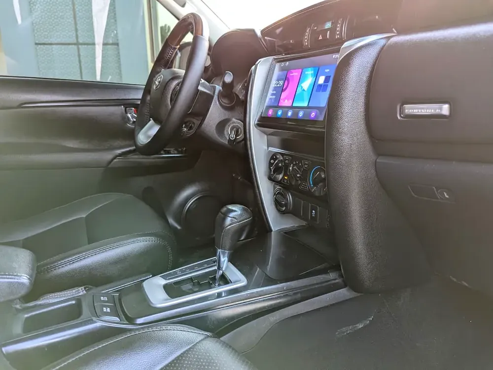 Toyota Fortuner 2017 Facelifted 2026 V4 2.7L EXR GCC Specs In Excellent Condition - Image 12