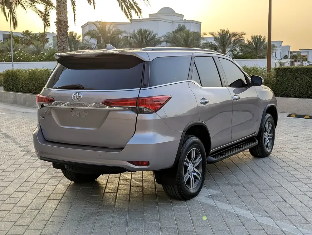 Toyota Fortuner 2017 Facelifted 2026 V4 2.7L EXR GCC Specs In Excellent Condition - Image 13