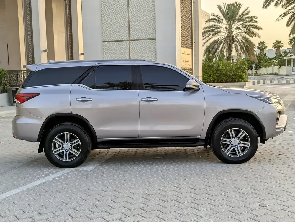 Toyota Fortuner 2017 Facelifted 2026 V4 2.7L EXR GCC Specs In Excellent Condition - Image 15