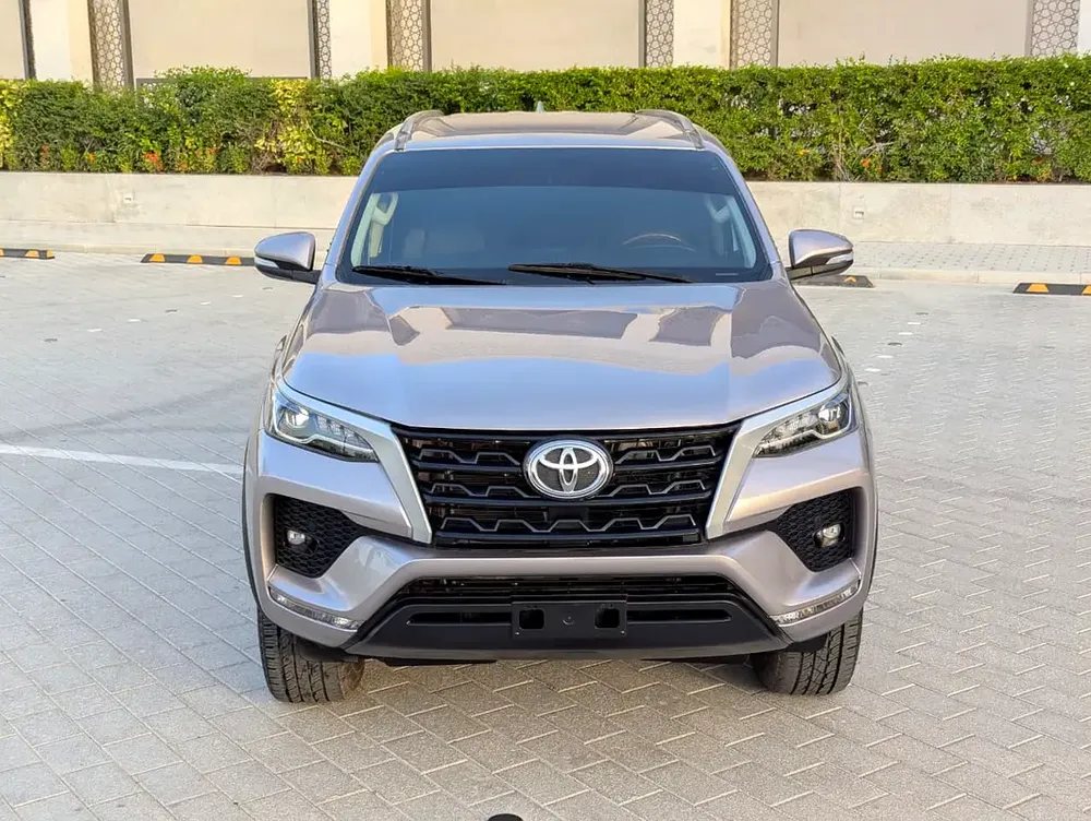 Toyota Fortuner 2017 Facelifted 2026 V4 2.7L EXR GCC Specs In Excellent Condition - Image 18