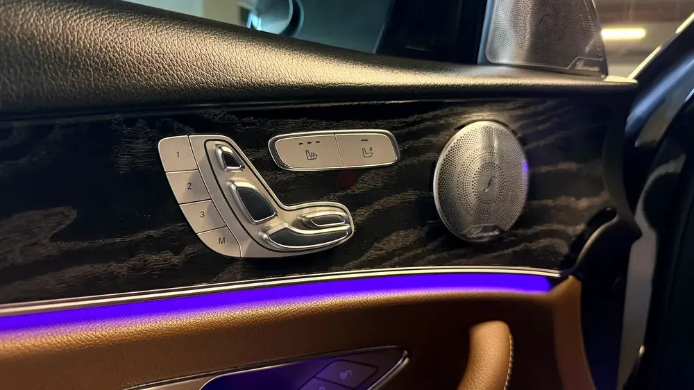 2018 Mercedes-Benz E-Class E 300 4MATIC - European Specs - Pristine Condition - Image 6