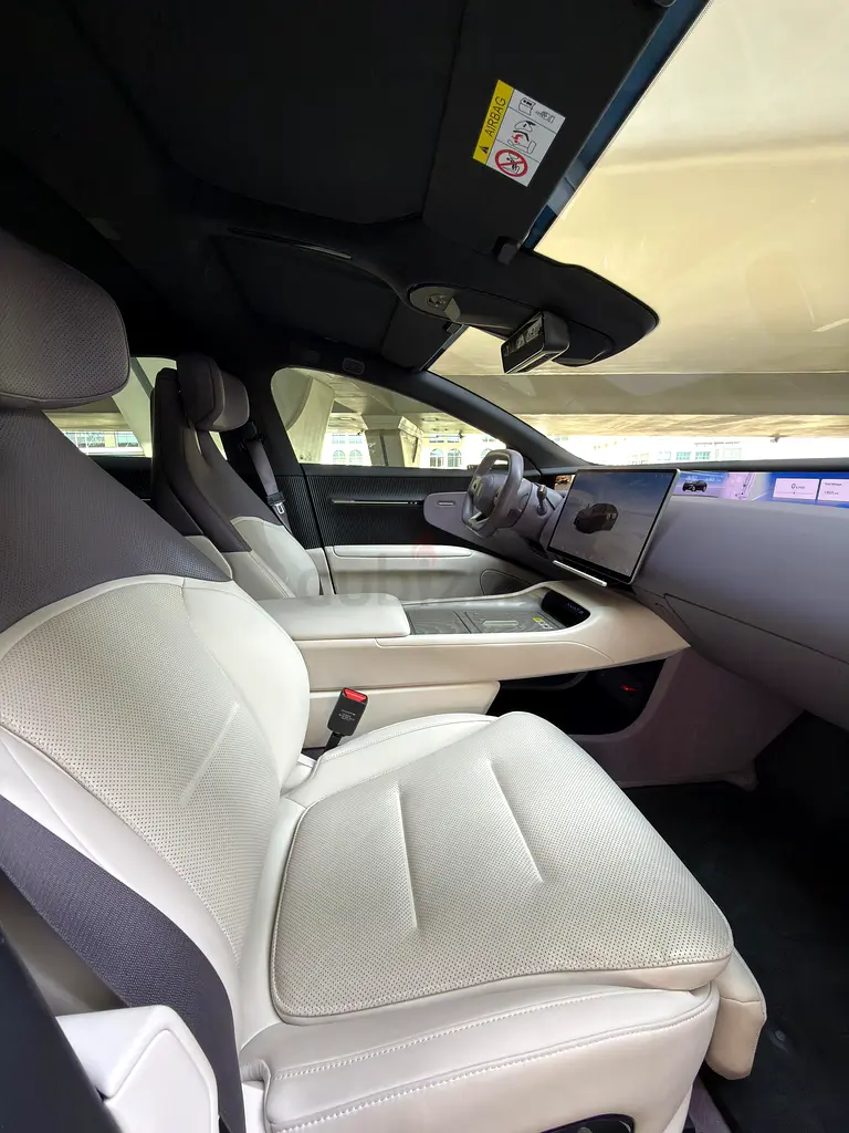 2025 Avatr 12 GT | GCC | Matte Purple | 13,800 KM | Fully Loaded | L2+ ADAS - Image 6