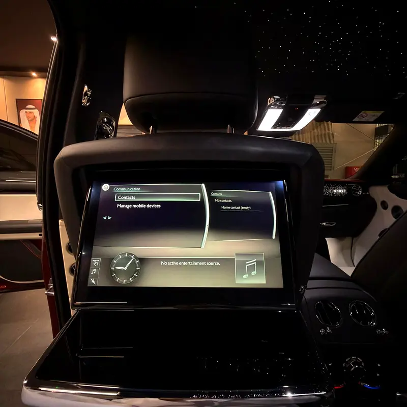 Rolls-Royce Ghost Series II 2022 - GCC Specs - Pristine Condition - Image 12