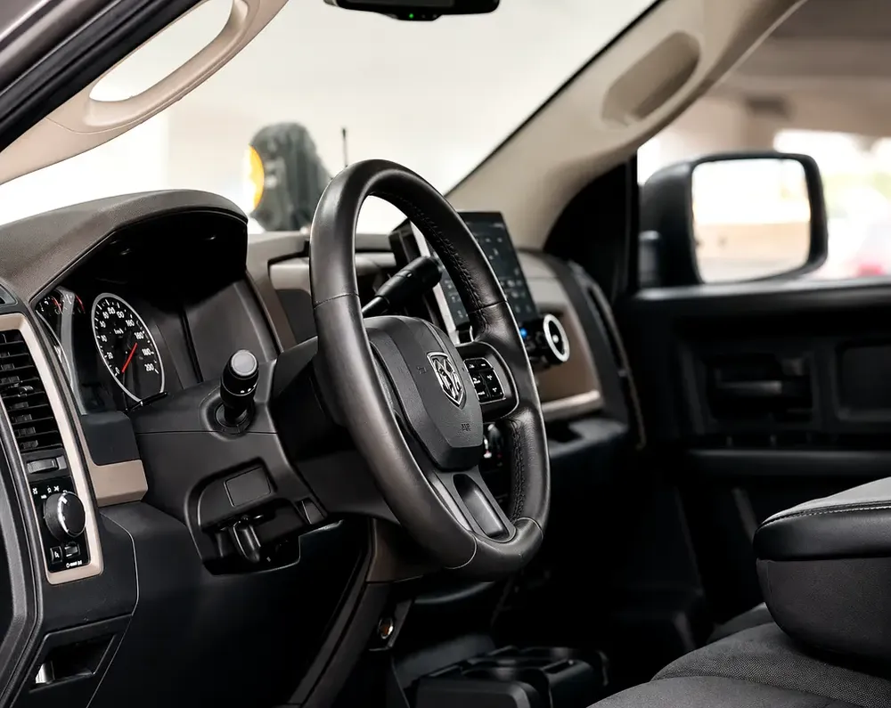 Dodge Ram 1500 SLT 2012 GCC Specs - Image 11