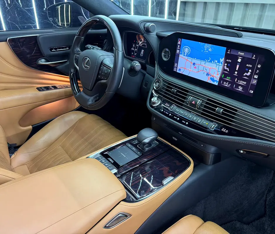 Lexus LS 500 2022 | Well Maintained | GCC Specs | GCC | Pristine Condition - Image 13