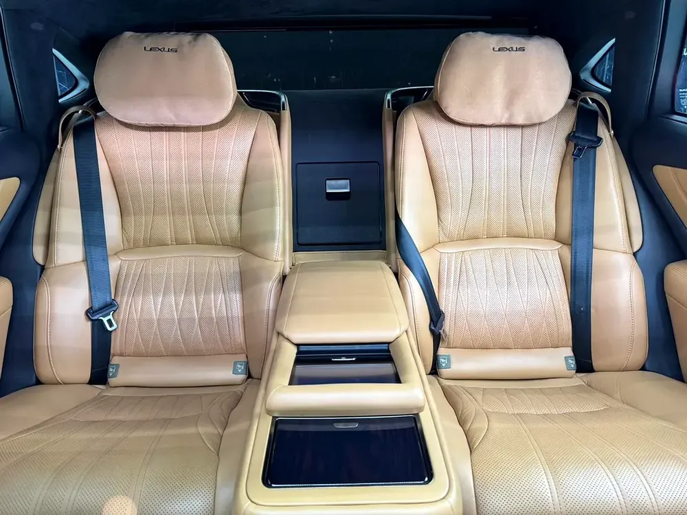 Lexus LS 500 2022 | Well Maintained | GCC Specs | GCC | Pristine Condition - Image 19