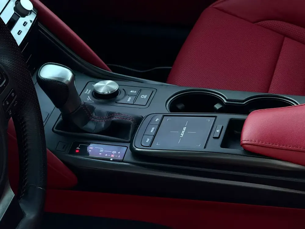 2023 Lexus IS 500 F Sport Performance - 5.0L V8 - American Specs - Image 7