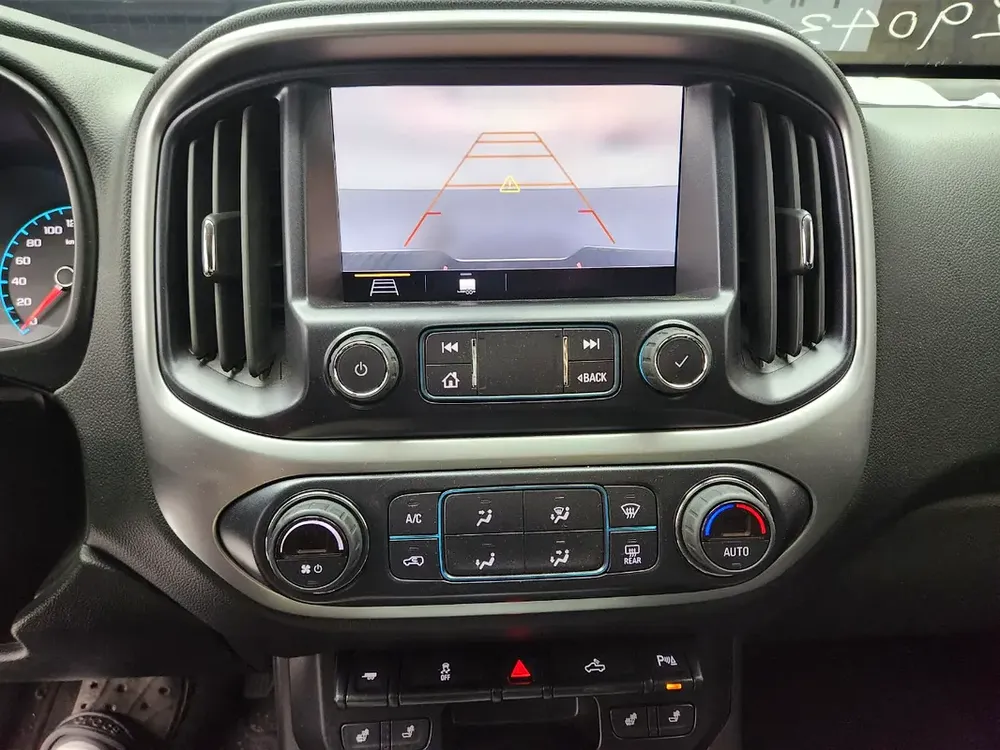 Chevrolet Colorado 2022 - Korean Specs - Excellent Condition - Image 12