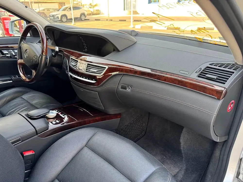 BENZ S550 | 2012 | ONLY : 62194 KM | JAPAN IMPORT | CLEAN TITLE | - Image 19