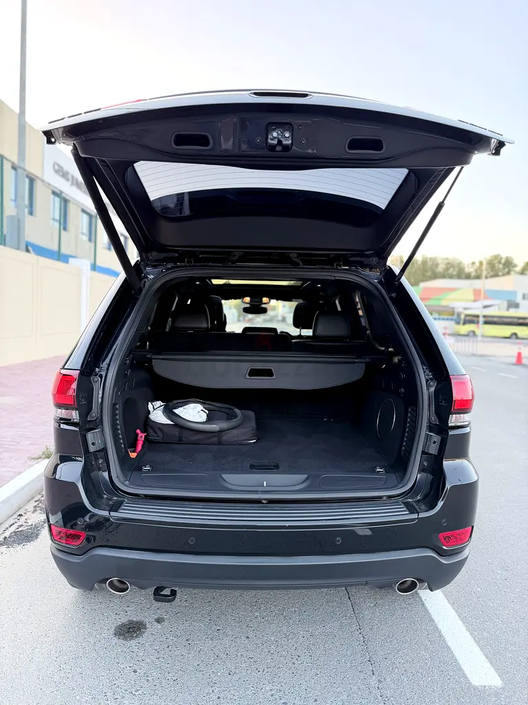 Jeep Grand Cherokee Limited V6 3.6L - Image 14