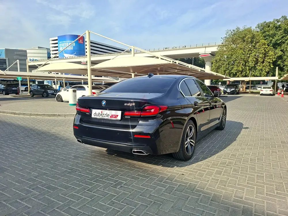 AED 2583/month | 2023 BMW 5-Series 520i | GCC Specs | Ref#410745 - Image 6