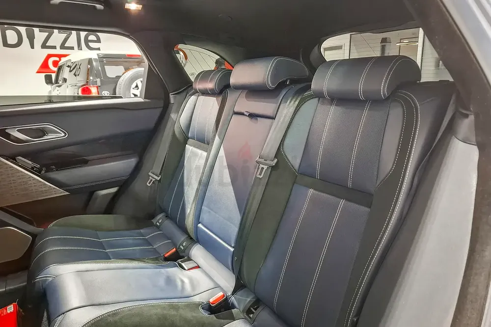 AED 2279/month | 2021 Land Rover Range Rover Velar R-Dynamic SE | GCC Specs | Ref#447544 - Image 12