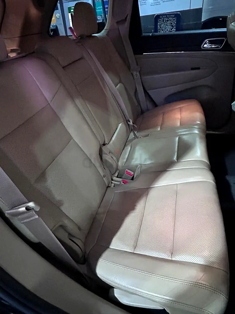 Jeep Grand Cherokee Limited 2018 | GCC Specs | Pristine Condition - Image 4