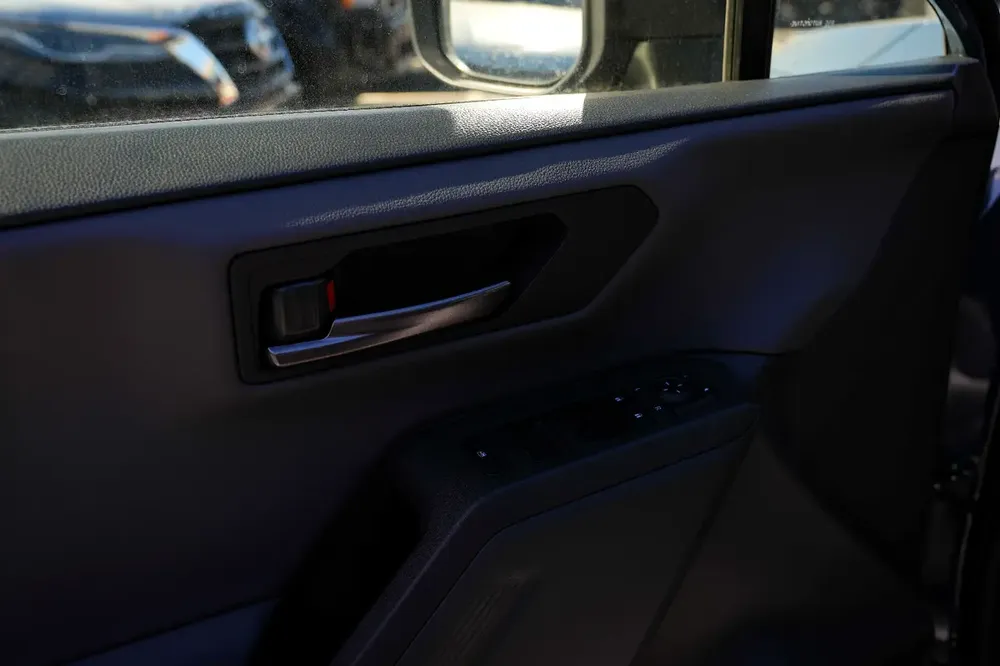 Toyota RAV4 XLE Premium 2026 - RADAR GCC Specs - Image 13