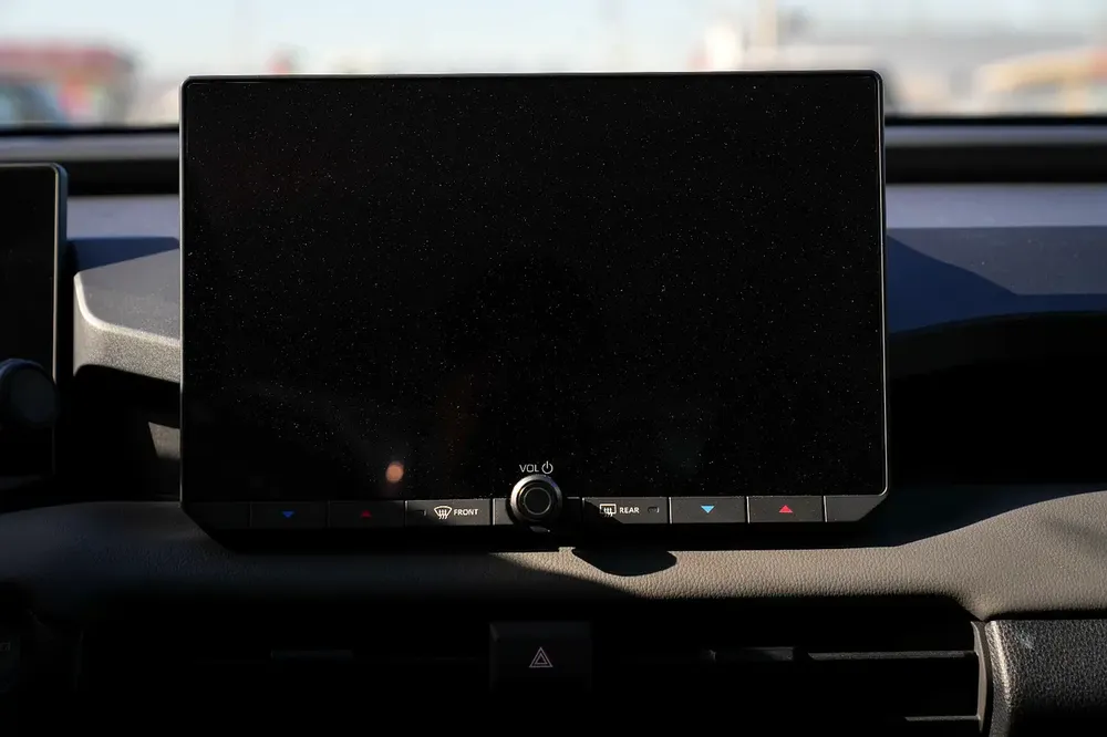 Toyota RAV4 XLE Premium 2026 - RADAR GCC Specs - Image 19