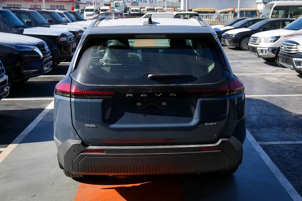 Toyota RAV4 XLE Premium 2026 - RADAR GCC Specs - Image 5