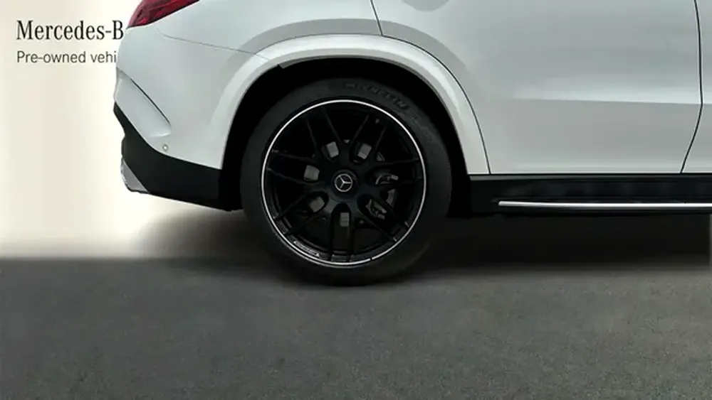 2025 Mercedes-Benz GLE 53 AMG Coupe | GCC Specs - Image 9