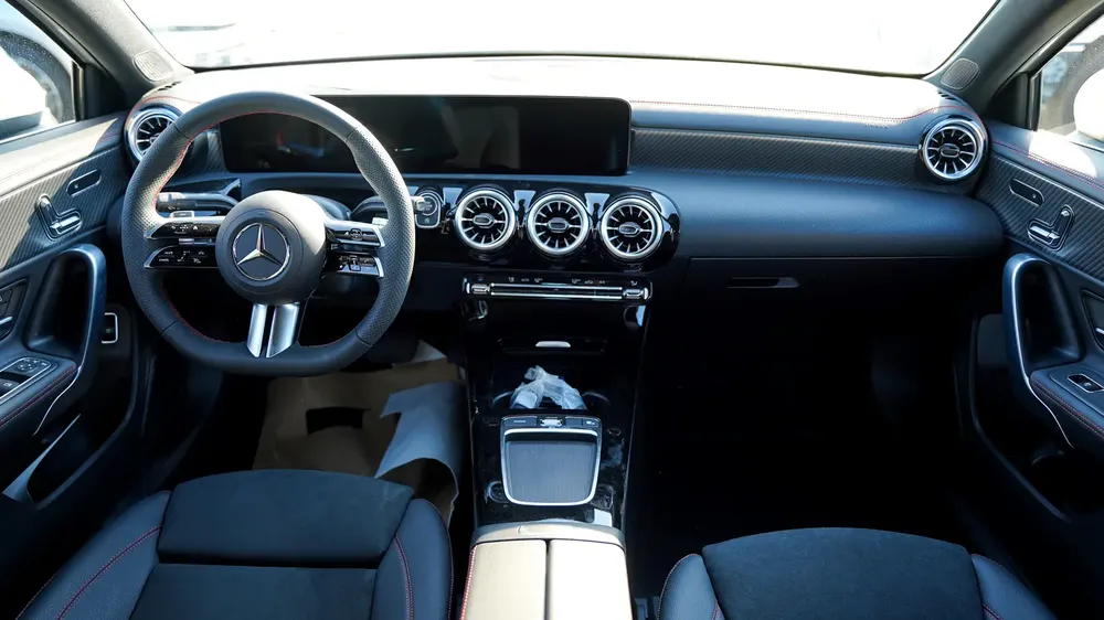 MERCEDES -BEN A 200L 1.5L V4 FULL OPTION MODEL 2025 CHINESE SPECS - Image 12