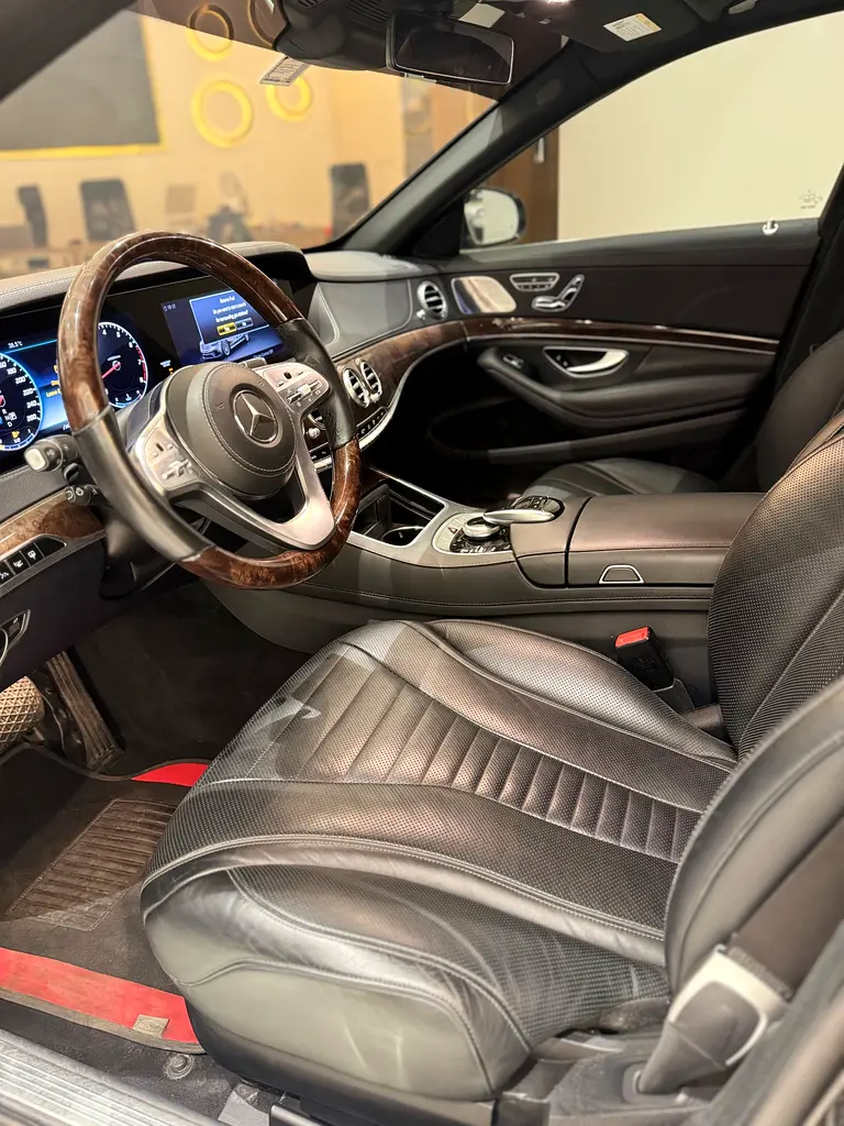 Mercedes-Benz S-Class S 560 4MATIC 2020 - American Specs - Image 10