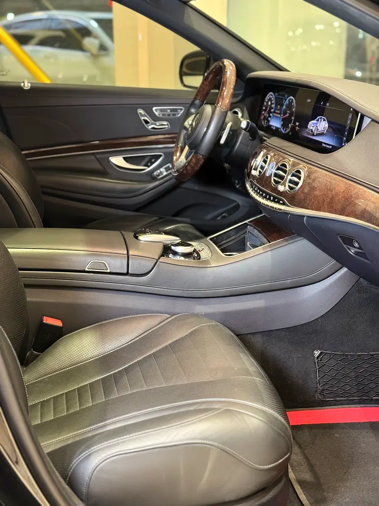 Mercedes-Benz S-Class S 560 4MATIC 2020 - American Specs - Image 18