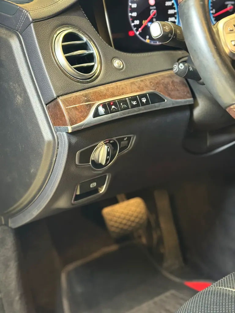 Mercedes-Benz S-Class S 560 4MATIC 2020 - American Specs - Image 9