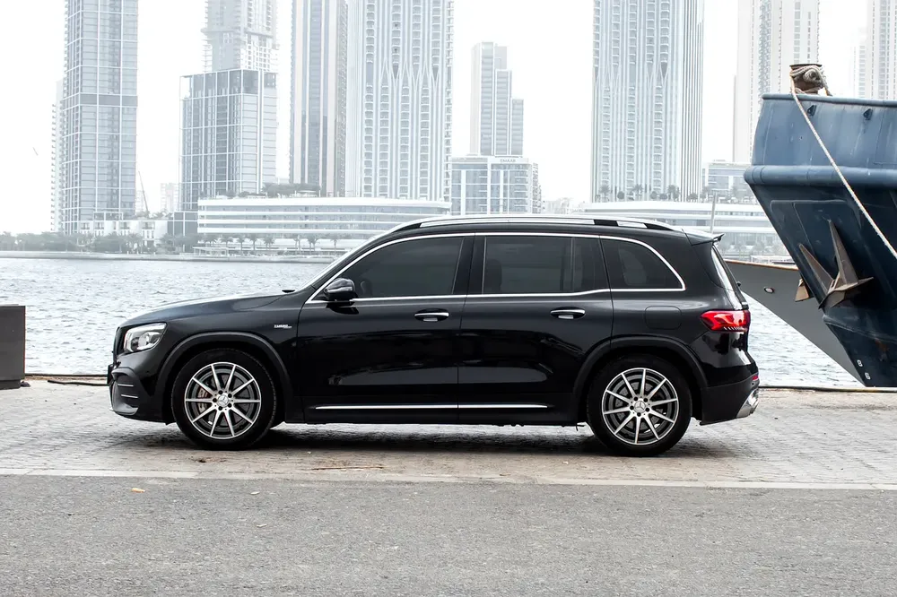 2999AED P/M With Zero Down Payment For 5 Years Mercedes-Benz GLB 35 AMG 4Matic 2022 - Image 4