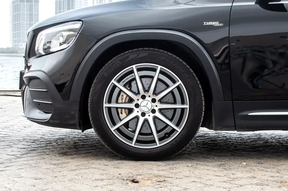2999AED P/M With Zero Down Payment For 5 Years Mercedes-Benz GLB 35 AMG 4Matic 2022 - Image 5