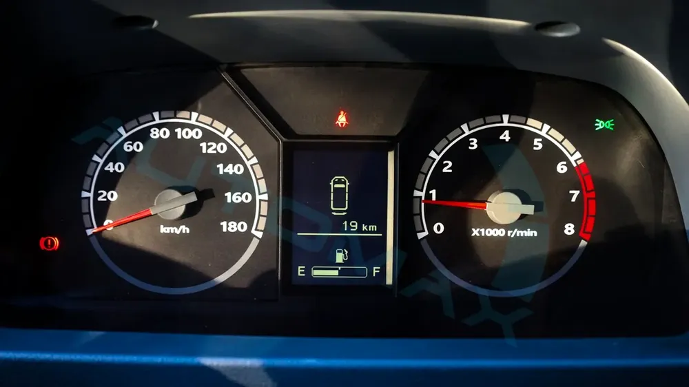 2025 CMC D260 Panel Van 2.4L RWD GCC 0Km With 3 Years Or 100,000 Km Warranty - Image 9