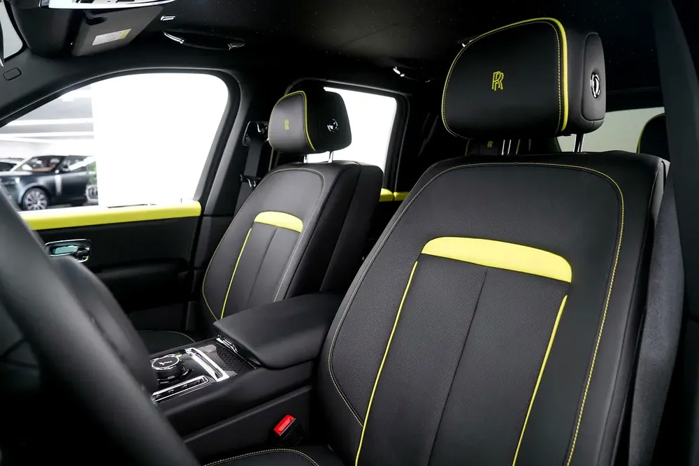 2022 ROLLS ROYCE CULLINAN BLACK BADGE / GCC / DEALER WARRANTY AND SERVICE - Image 10