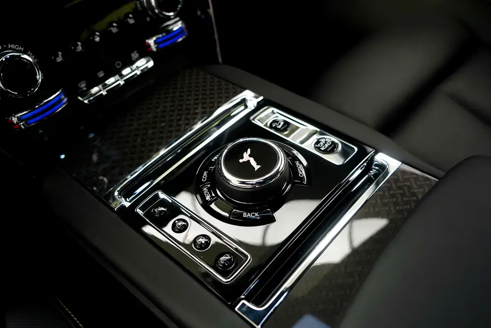 2022 ROLLS ROYCE CULLINAN BLACK BADGE / GCC / DEALER WARRANTY AND SERVICE - Image 8