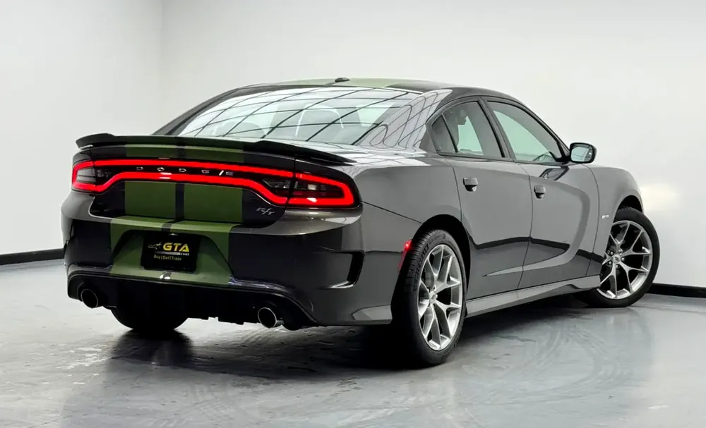 2019 Dodge Charger R/T, Warranty, Full Service History, Fully Loaded, Excellent Condition, GCC - Image 4