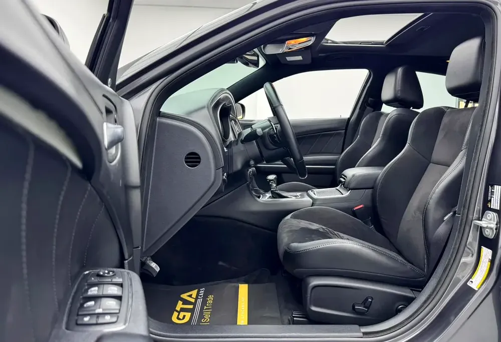 2019 Dodge Charger R/T, Warranty, Full Service History, Fully Loaded, Excellent Condition, GCC - Image 8