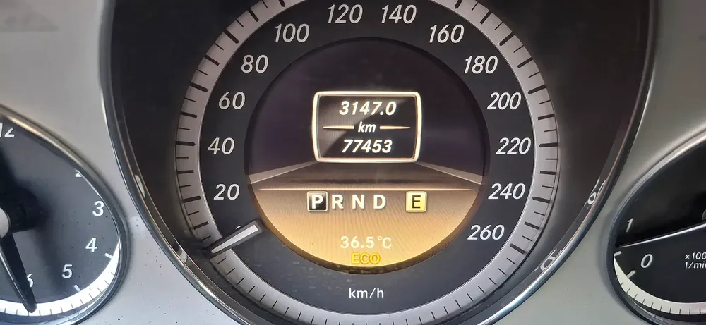 Mercedes-Benz E-Class E 350, 2012, Japanese Specs - Image 20