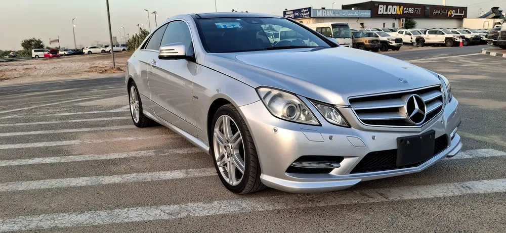 Mercedes-Benz E-Class E 350, 2012, Japanese Specs - Image 4